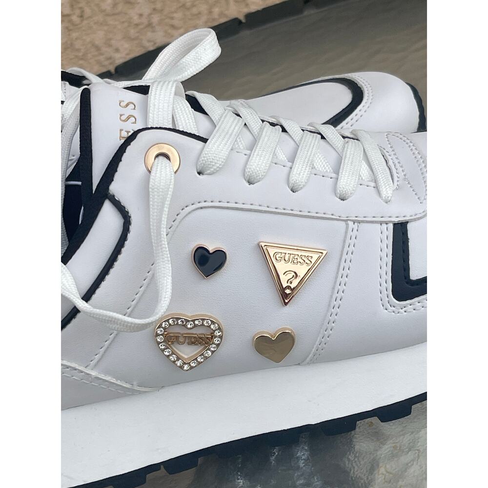 New Guess WGLADAY Sneakers Size 8 - Picture 3 of 7